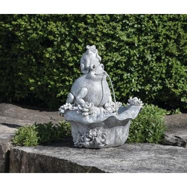 Imagem de Roman Fonte de jardim de sapo de 28 cm – Recurso de água ao ar livre Pudgy Pals, estátua de quintal peculiar, decoração de sapo de resina para pátio, gramado