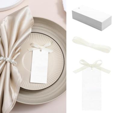 Imagem de 50 cartões de nome para configuração de mesa, cartões de nome de papel texturizado em branco bege com fita de cetim, cartão de casamento de 9 x 4 cm para casamentos, festas e celebrações