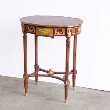 Imagem de Mesa de Apoio Oval Luiz XVI Francesa Alto Padrão - LUXdécor