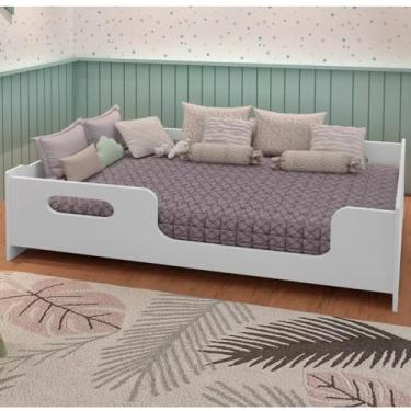 Imagem de Cama Casal Montessori Babá 100% MDF com Grade de Proteção Lateral para Quartos Infantis Unissex Design Funcional e Seguro Proporcionando Conforto e Praticidade