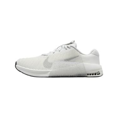 Imagem de Nike Metcon 9 Tênis de treino feminino, Branco/metálico, 41