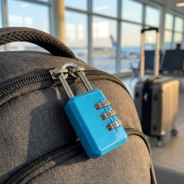 Imagem de Cadeado pequeno com combinação de 3 dígitos reinicializável – Trava de bagagem sem chave de liga de zinco para malas de viagem, armários de academia, zíperes de mochila e caixas de ferramentas – azul