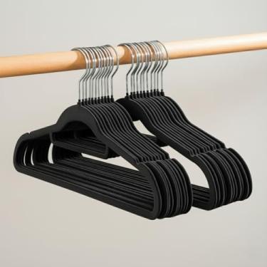 Imagem de Cabide de Veludo Slim Adulto Preto para Roupas, Kit com 20 Unidades, 42 cm x 22,5 cm, Ultrafino Antideslizante para Roupas Delicadas e Organização de Closet