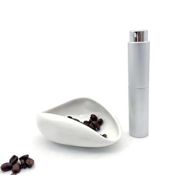 Imagem de LamChyar Copo dosador de grãos de café com conjunto de frascos de spray RDT, prato dosador de cerâmica para grãos de café, bandeja de medição de dose única de cerâmica, acessórios de barra de café