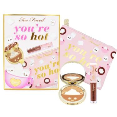 Imagem de Too Faced Conjunto de bronzeador e brilho labial You're So Hot : Bronzer facial de cacau quente, brilho labial de cacau de Natal, brilho labial e bolsa de maquiagem