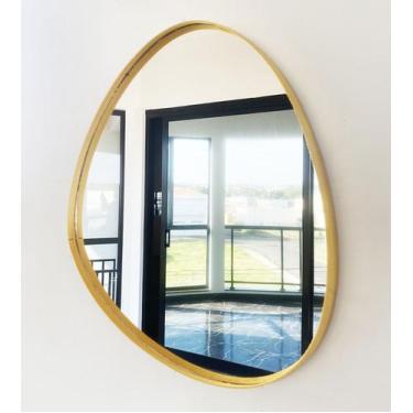 Imagem de Espelho Orgânico Decorativo com Moldura Dourada em Couro Eco  - Belo P