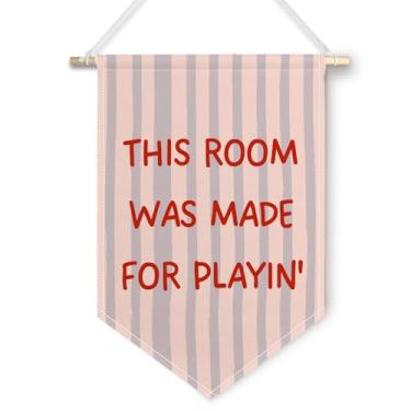 Imagem de ChissNook Faixa de lona para sala de jogos infantil, esta sala foi feita para brincar com bandeiras de flâmula pendurada na parede, decoração de parede de sala de jogos para quarto de bebê, quarto de