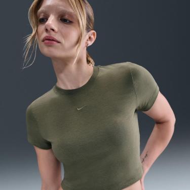 Imagem de Camiseta Nike Sportswear Chill Knit Cropped Feminina-Feminino