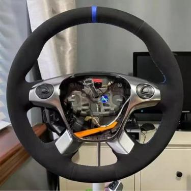 Imagem de LAVIYE DIY Car Steering Wheel Cover Wrap Anti-Slip Camurça Couro Volante Wheel Braid, para Ford Focus 3 KUGA Escape Car Acessórios