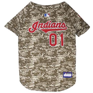 Imagem de Pets First Camisa Camuflada MLB para Cães – Camisa de Caça da Equipe de Beisebol Cleveland Pequena. – Logotipo da Equipe MLB Camuflagem PET Jersey, Cor do time de Beisebol Cleveland, Camiseta Pequena para Animais de Estimação (CLV-4060-SM)