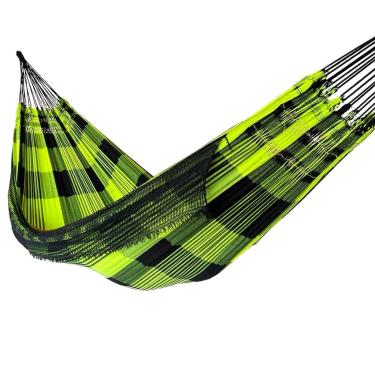 Imagem de Rede de Dormir Casal Luxuosa Gigante 4,40m – 100% Algodão, Super Confortável e Resistente, Ideal para Varanda, Jardim e Descanso(VERDE NEON)