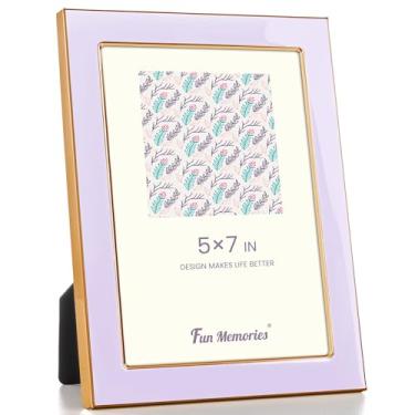 Imagem de Fun Memories Porta-retrato 12 x 18 cm – 1 porta-retrato de vidro esmaltado roxo com borda de metal dourado e cavalete para exibição em bancadas, mesas, estantes, mesas e paredes (roxo/dourado)