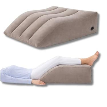 Imagem de Travesseiro Ortopédico Inflável para Pernas e Costas | Apoio Ergonômico Formato Cunha | Alívio de Dores, Descanso, Recuperação e Pós-Cirurgia