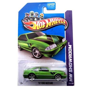 Imagem de Hot Wheels Showroom '92 Ford Mustang 225/250