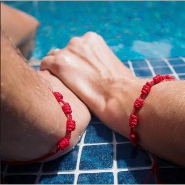 Imagem de Kit Casal com 2 Pulseiras Vermelhas dos 7 Nós Kabbalah: Amor, Proteção