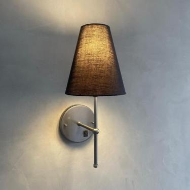 Imagem de Arandela de Parede Clássico alumínio e bivolt Com Interruptor e Cúpula