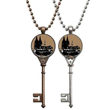 Imagem de OFFbb-USA Colar de chave europeia catedral de colônia com pingente de joia decoração de casal
