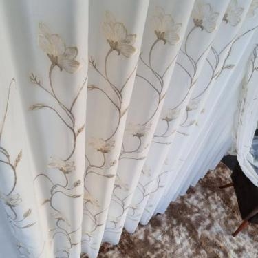 Imagem de Cortina Voal Bordado Com Forro Microfibra P/Varão 3,00X2,50 - Salvatex