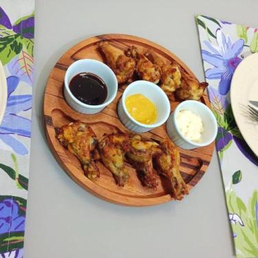 Imagem de Petisqueira Redonda Madeira Molheira 3 Ramequim Servir Frios Petiscos 