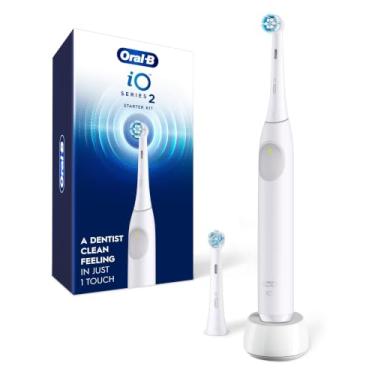Imagem de Oral-B Kit inicial de escova de dentes elétrica recarregável iO Series 2, branco puro com 2 cabeças de escova - sensor de pressão automático para proteger as gengivas - 3 modos - temporizador de 2