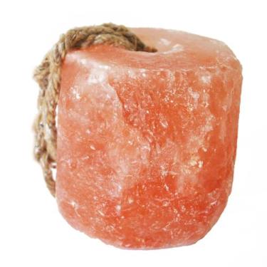 Imagem de Bloco de sal kathson Himalayan 1,1-1,5 kg em corda para animais de est