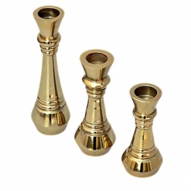 Imagem de Conjunto de 3 castiçais dourados de latão brilhante - Conjunto de castiçais decorativos boêmios para casamento, jantar, festa - Cornija de lareira e mesa de centro de mesa