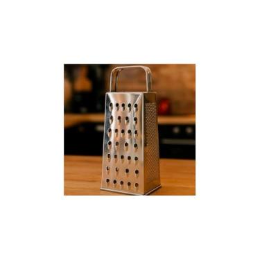 Imagem de Ralador de Quatro Faces em Aço Inox, 21cm, Prata, com Quatro Tipos de Corte, Alça Ergonômica, 116g