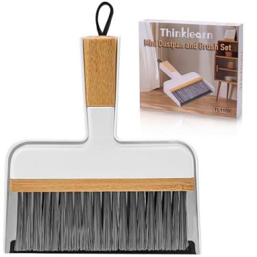 Imagem de THINKLEARN Conjunto de mini pá e escova, conjunto de vassoura portátil e pá de lixo com cabo de bambu e borda de borracha macia, ferramenta de limpeza compacta para crianças, carro, mesa, animal de
