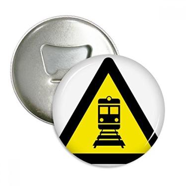 Imagem de Símbolo de aviso amarelo preto trem triângulo abridor de garrafas ímã de geladeira emblema multifuncional