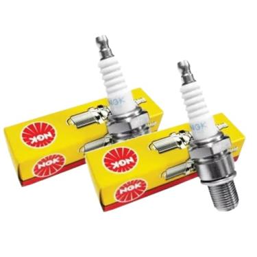 Imagem de Kit 2 Velas B7HS-10 NGK Para Motores de Popa 2 Tempos Mercury/Yamaha até 50hp