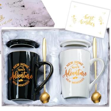 Imagem de YOETTE Conjunto de canecas de café para casais, mulheres, amigos, novos proprietários, corretores de imóveis, Welcome First Home, presentes de fechamento de casa, copo de cerâmica preto e branco de