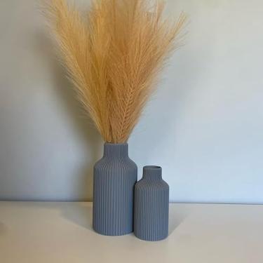 Imagem de Vaso Decorativo Nórdico Minimalista 3D – Decoração Moderna para Sala Escritório e Ambiente Contemporâneo (Cinza,20cm)