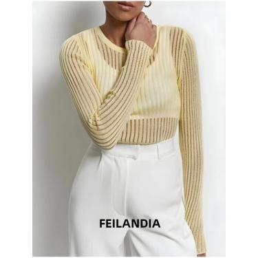 Imagem de Camiseta Feminina Manga Longa Listrada Branca - Elegante e Transparent