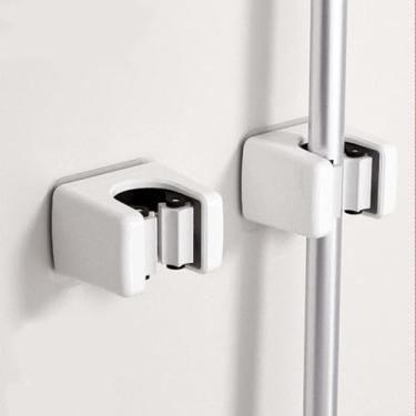 Imagem de Suporte de parede para esfregão e vassoura, sem necessidade de furadeira, autoadesivo, prendedores antiderrapantes para paredes de azulejos - cozinha, banheiro, garagem (pacote com 2)