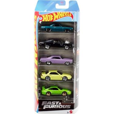 Imagem de Hot Wheels Fast & Furious Pack de cinco carros, conjunto de veículos metálicos de brinquedo em escala 1:64 inspirados e vistos nos filmes "The Fast and The Furious", JDR19