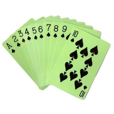 Imagem de Baralho de cartas com 2 cartas: baralho de pôquer verde, 52 cartas e 2 coringas