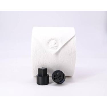 Imagem de Carimbo de papel higiênico abóbora de Halloween – Crie papel higiênico lindamente dobrado para convidados, aluguéis de férias, preparação de casa, manutenção de casa. Decoração divertida de banheiro