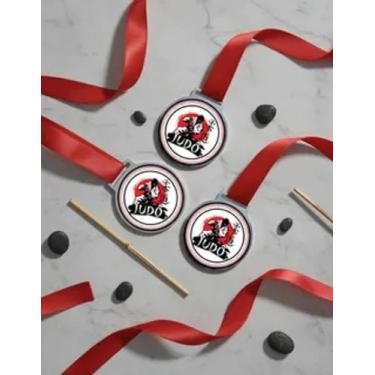 Imagem de Kit 10 Medalhas Para Premiação Judô Campeão Honra 50mm Com Fita Vermel