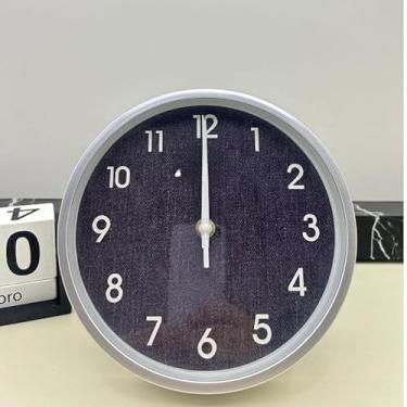 Imagem de Relógio de Parede Moderno Silencioso 20cm – Decoração para Cozinha, Sala, Quarto e Escritório(Prata(CF-075))