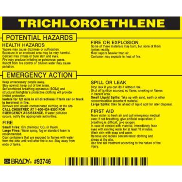 Imagem de Brady 93746, Etiqueta do material perigoso: Ponto 5800.4-1987, 9,5 cm de altura x 11,5 cm de largura, preto em amarelo, legenda "Tricloroetileno" (25 por embalagem)