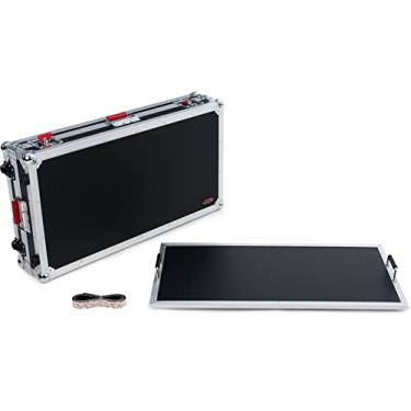 Imagem de Gator Cases G-Tour Series Placa de pedal de guitarra com capa ATA Road, rodas e puxador; Extra grande: 81 x 43 cm (G-Tour PEDALBOARD-XLGW)