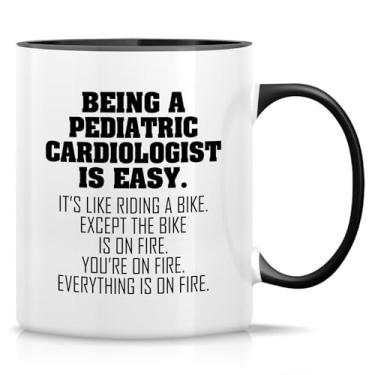 Imagem de Retreez Caneca engraçada de cardiologista pediátrico - xícara de café ou chá de cerâmica de 325 ml - Presente hilário para médico do coração, especialista pediátrico, cardiologista - Caneca branca com