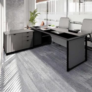 Imagem de Mesa de Escritório Executiva 200cm com Armário Lateral e Caixa de Toma
