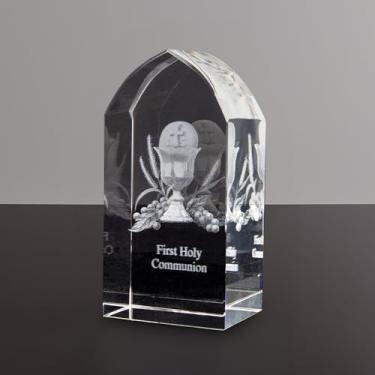 Imagem de Cubo de vidro 3D com foto gravada a laser de "cálice e uvas" e "Primeira comunhão" — Foto de cristal cristão, presentes de cristal 3D