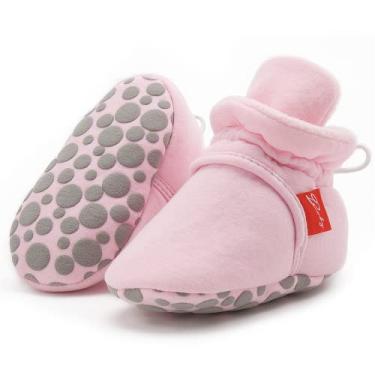 Imagem de Bellocasa Bebês meninos meninas botas de lã aconchegantes chinelos antiderrapantes macias meias antiderrapantes sapatos criança primeiro andador berço recém-nascido presente de aniversário, D/cordão rosa, 6-12 Meses
