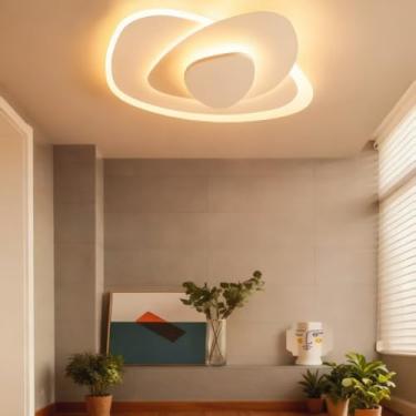 Imagem de Luminária de teto moderna para sala de estar, design criativo, formato triangular geométrico, iluminação LED regulável de 3000K a 6500K, ideal para sala de estar, escritório e sala de jantar