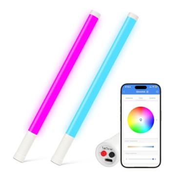 Imagem de TakThree Smart LED Glow Sticks 2 unidades, varinhas de luz RGBCW recarregáveis de 43 cm com controle de aplicativo e botão, sincronização de música, controle de grupo, bateria USB-C de 1200 mAh, luzes