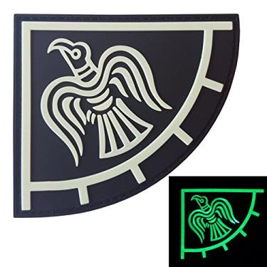 Imagem de Faixa de borracha de PVC LEGEEON Glow Dark Rare Viking Raven Banner Odin God of War Morale 3D Touch Fastener Patch