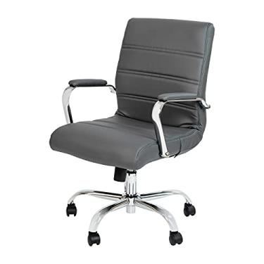 Imagem de Flash Furniture Cadeira de mesa média – Cadeira de escritório giratória executiva cinza LeatherSoft com moldura cromada – Cadeira de braço giratório