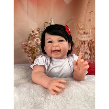 Imagem de Bebê Reborn Menina Realista Corpo Silicone Com Mamadeira